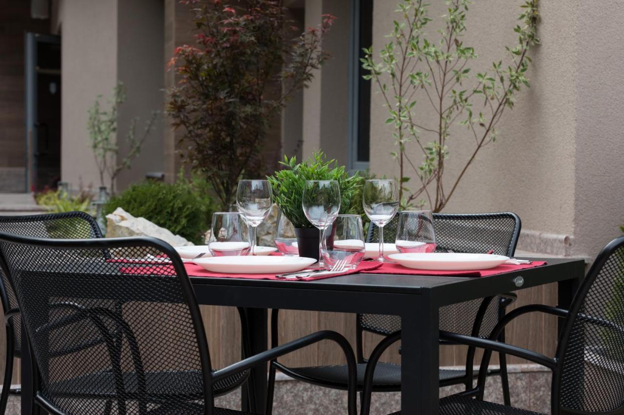 B1 Boutique Hotel Sofia Bagian luar foto